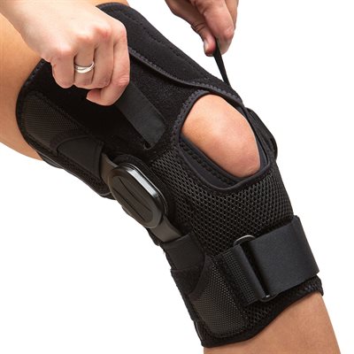 Knee Orthopedics | Patellofemoral & Hinged Knee Braces